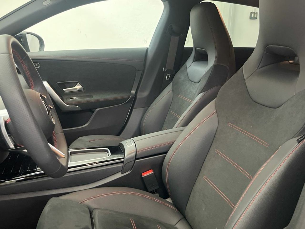 Mercedes CLA 250 e Shooting Brake - Foto 2