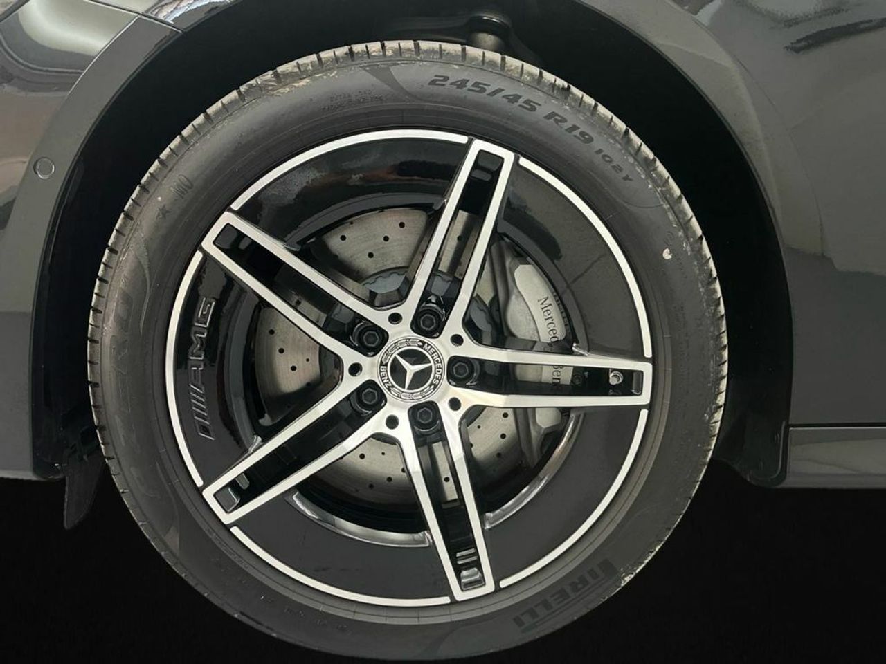 Mercedes Clase E 300 de berlina con tecnología híbrida EQ - Foto 2