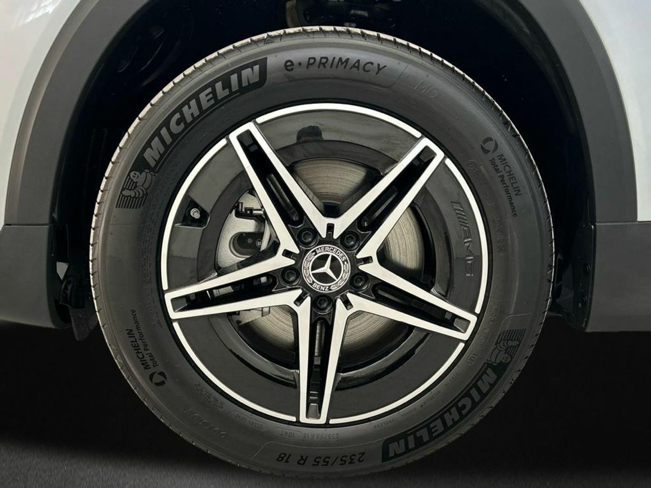 Mercedes EQB 250+ AMG Night EDITION - Foto 2