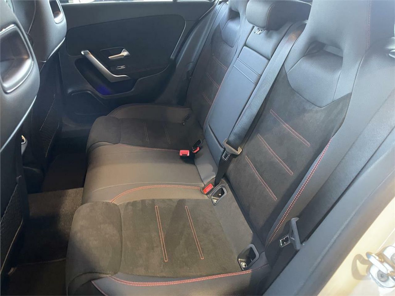 Mercedes Clase A 180 - Foto 2