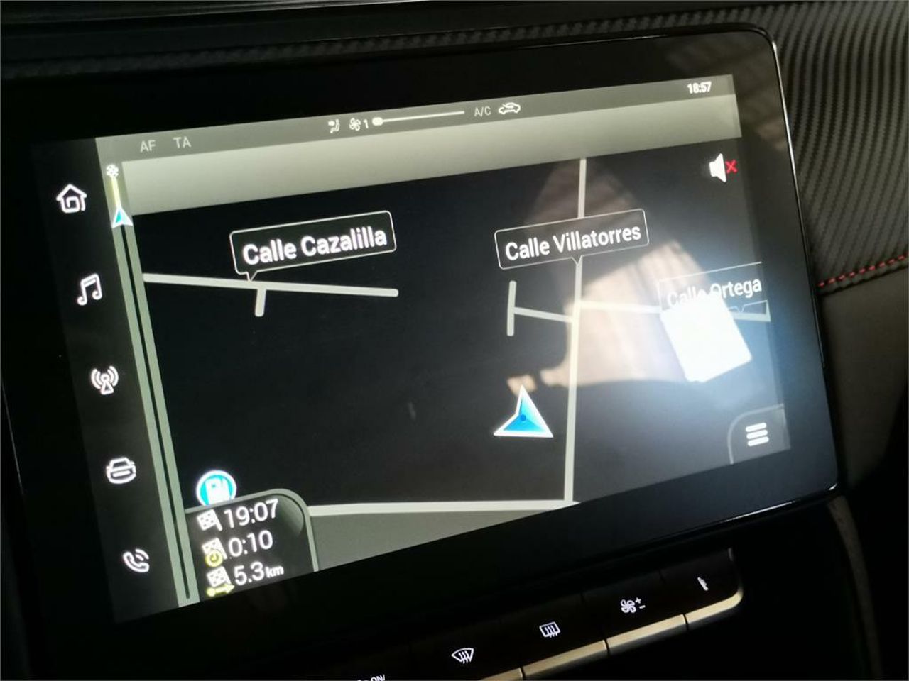 MG ZS 1.5 Luxury - Foto 2