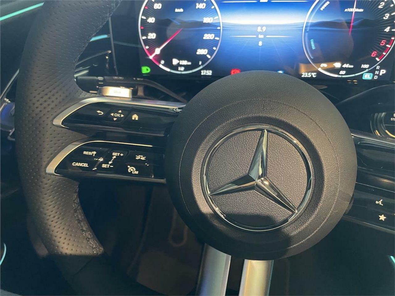 Mercedes Clase E 300 de con tecnología hibrida EQ - Foto 2
