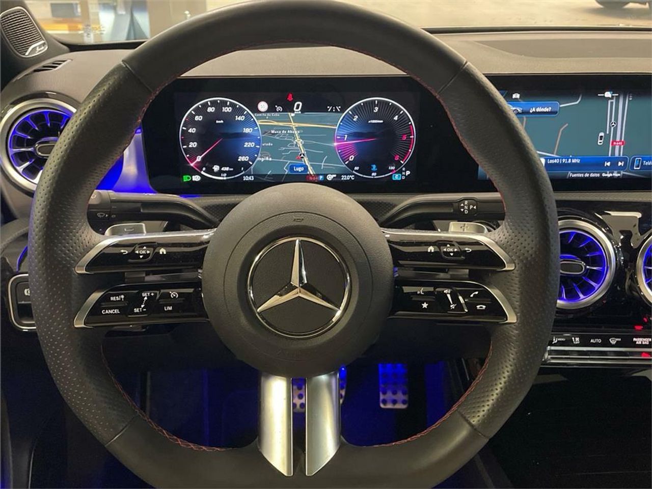 Mercedes Clase A 200 d Sedán - Foto 2