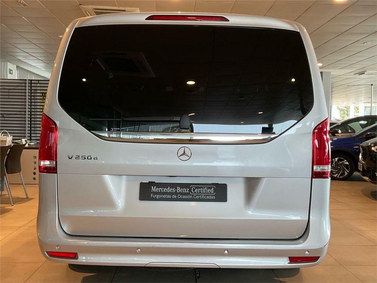 Mercedes Clase V 250 d Avantgarde Largo - Foto 2