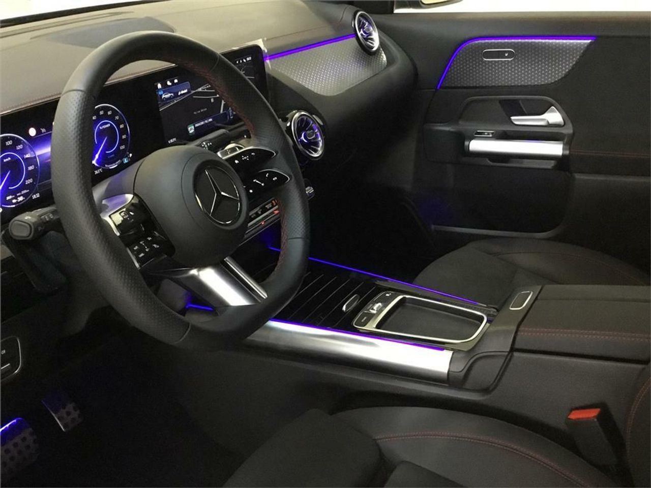 Mercedes EQA EQA 250+ - Foto 2