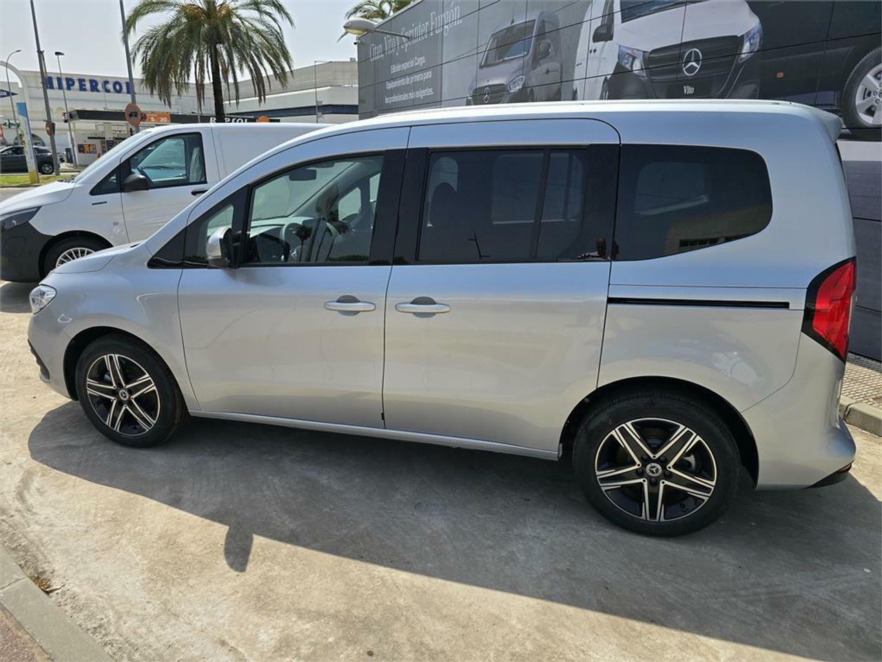 Mercedes Clase T 180 d - Foto 2