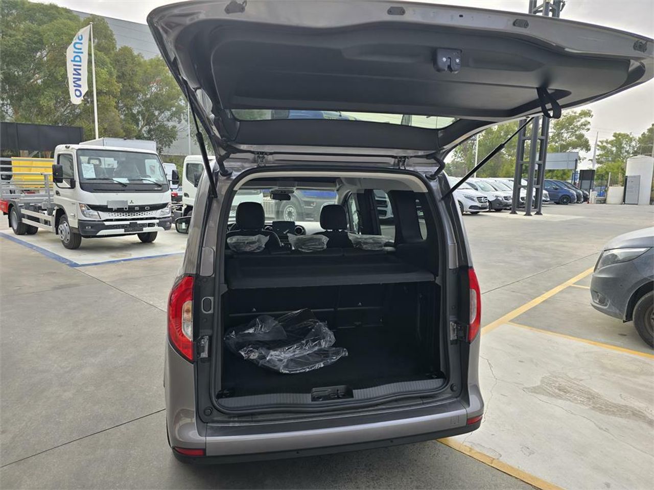 Mercedes Clase T 180 d - Foto 2