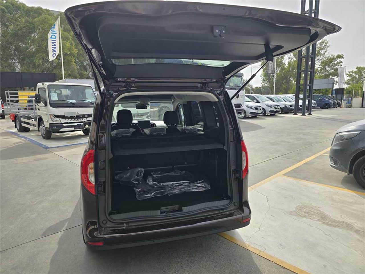 Mercedes Clase T 180 d - Foto 2