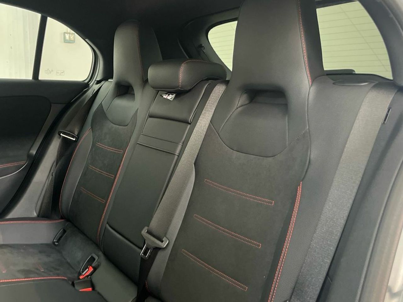 Mercedes Clase A 200 d Compacto - Foto 2