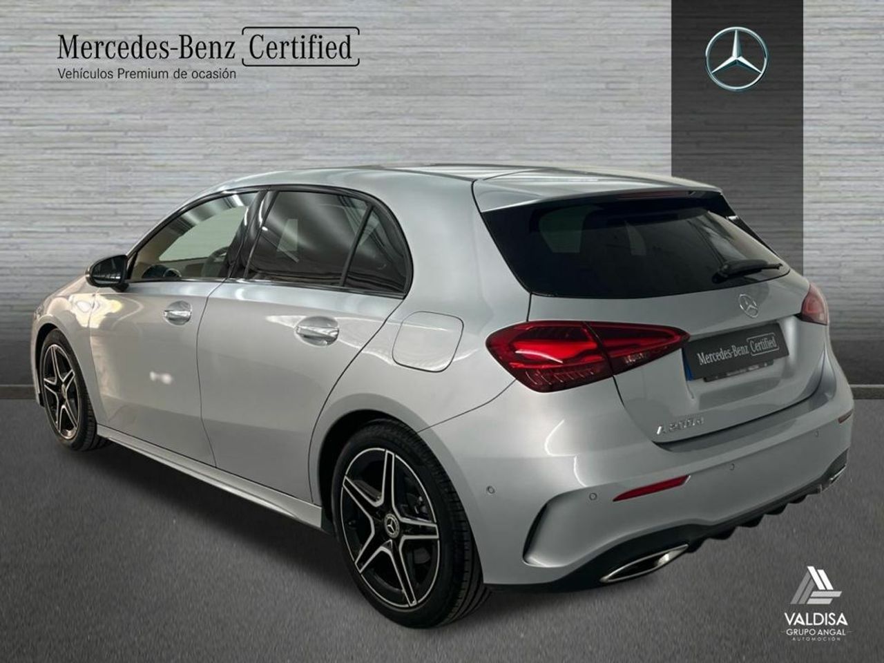Mercedes Clase A 200 d Compacto - Foto 2