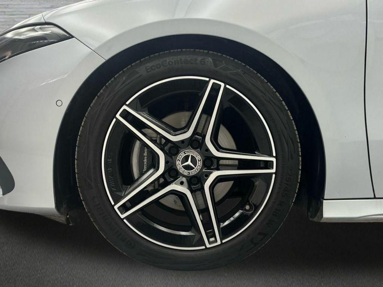 Mercedes Clase A 200 d Compacto - Foto 2