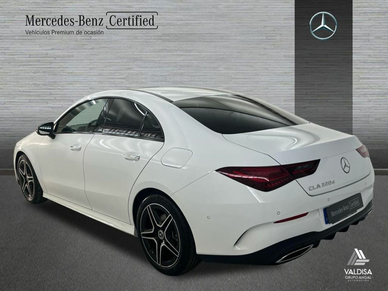 Mercedes CLA 220 d Coupé - Foto 2