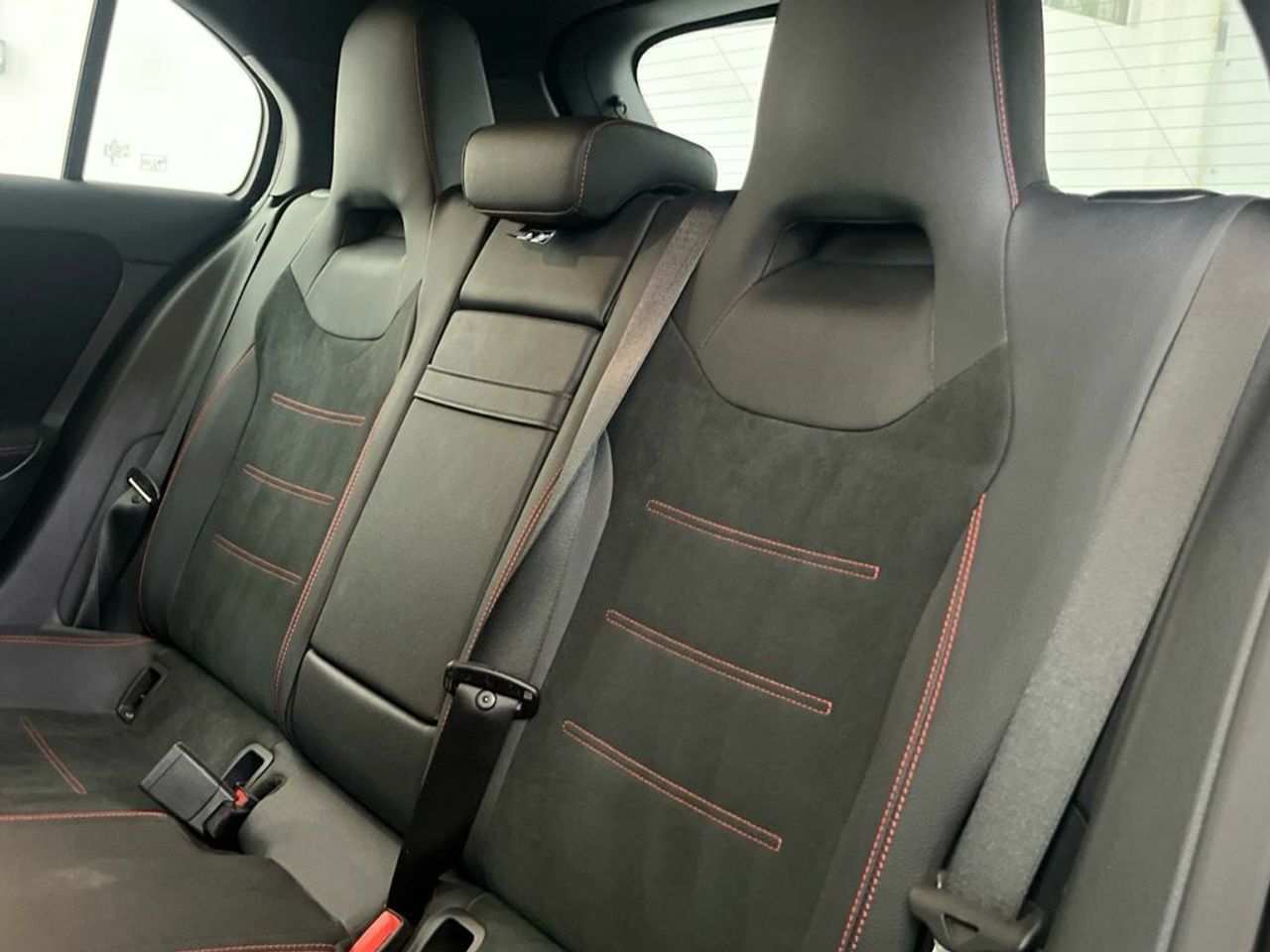 Mercedes Clase A 180 d AMG Line (EURO 6d) - Foto 2