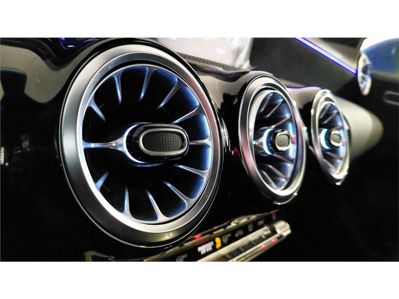Mercedes Clase A 200 d - Foto 2