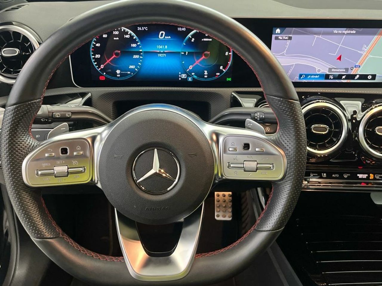 Mercedes Clase A 180 d AMG Line - Foto 2