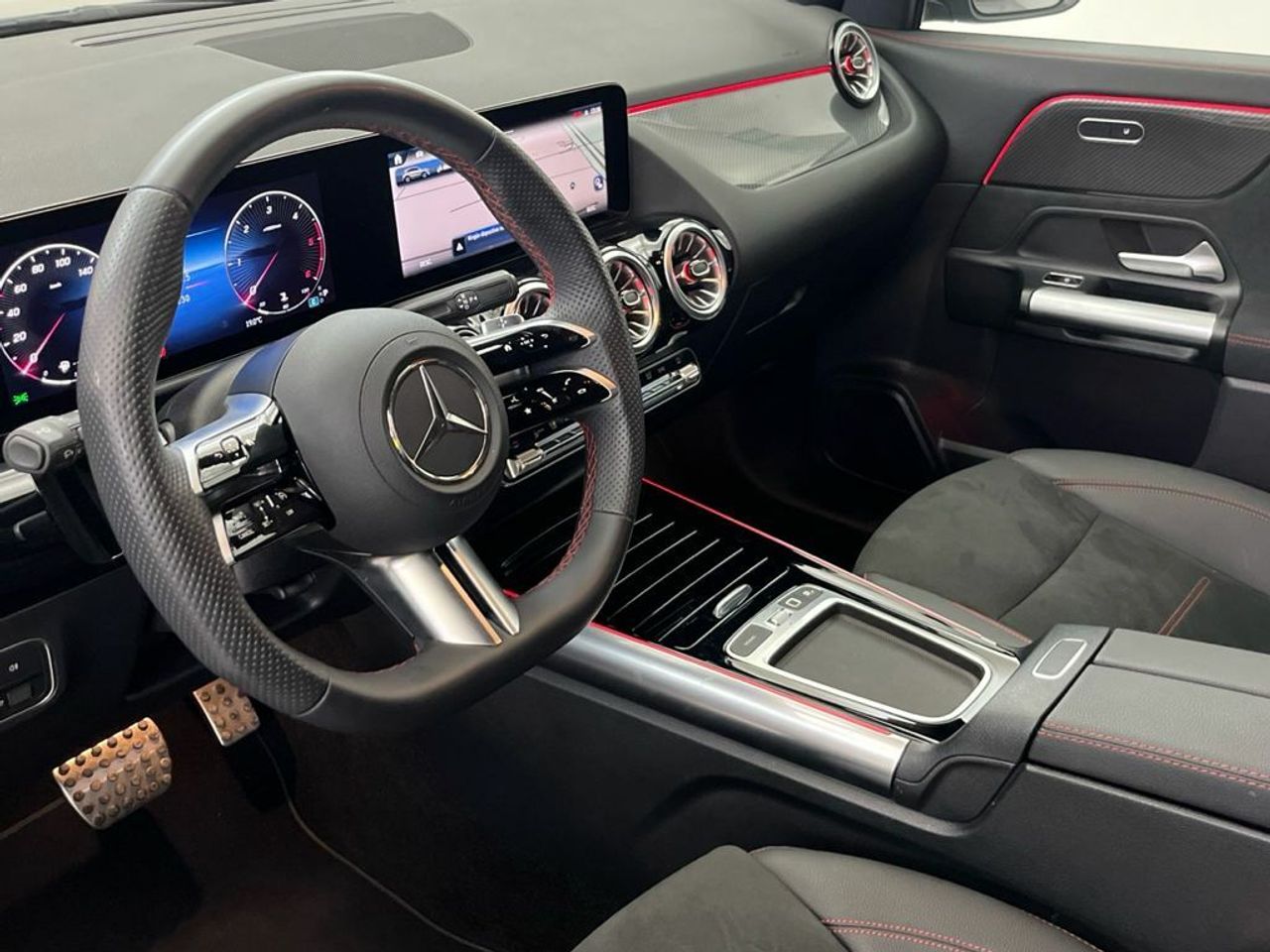 Mercedes GLA 200 d - Foto 2