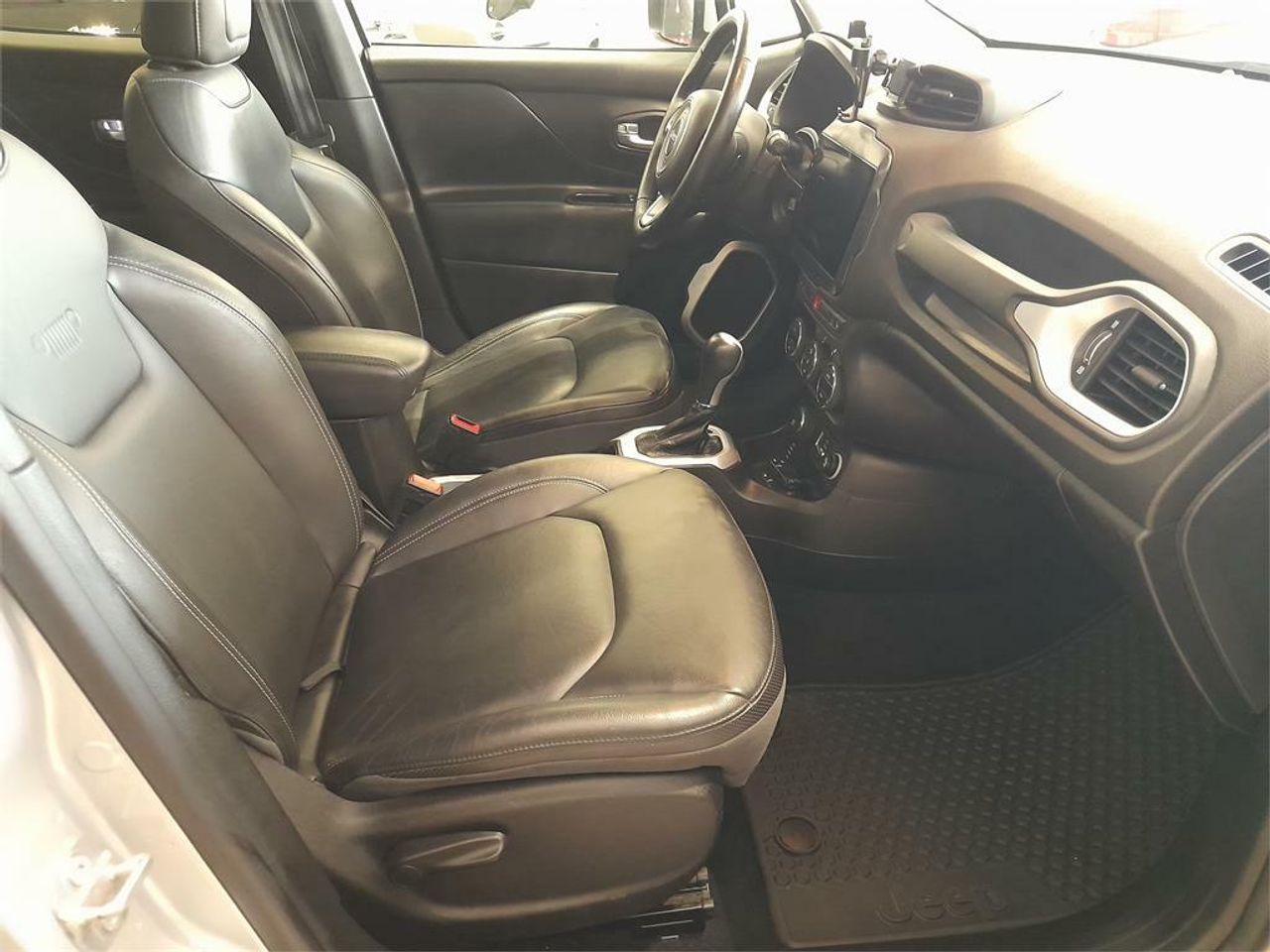 Jeep Renegade 1.4 Mair Limited 4x4 170 CV Auto - Foto 2