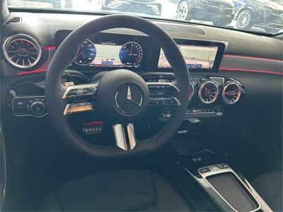 Mercedes Clase A 250 e con tecnología híbrida EQ