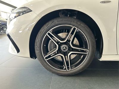 Mercedes Clase A 250 e con tecnología híbrida EQ