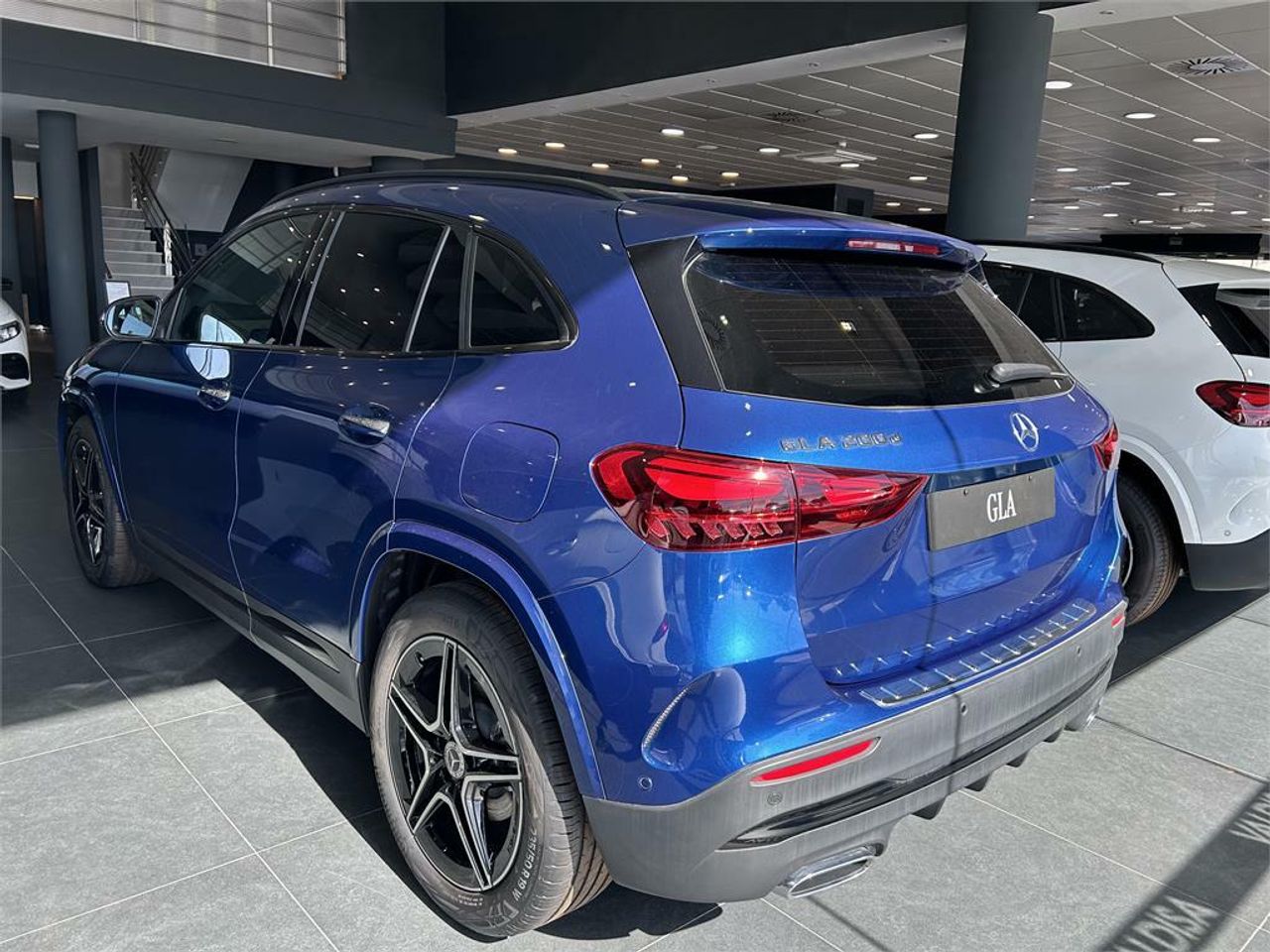 Mercedes GLA 200 D - Foto 2