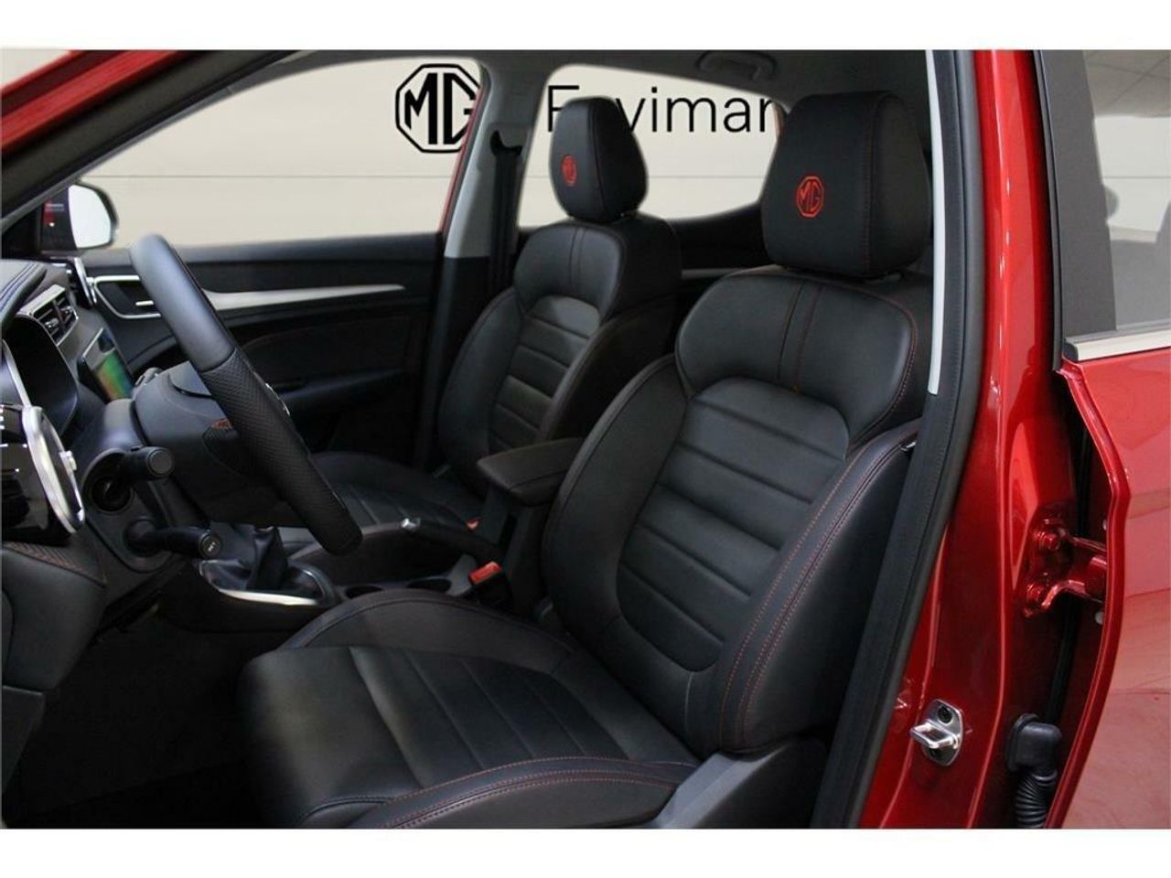 MG ZS 1.5 Luxury - Foto 2