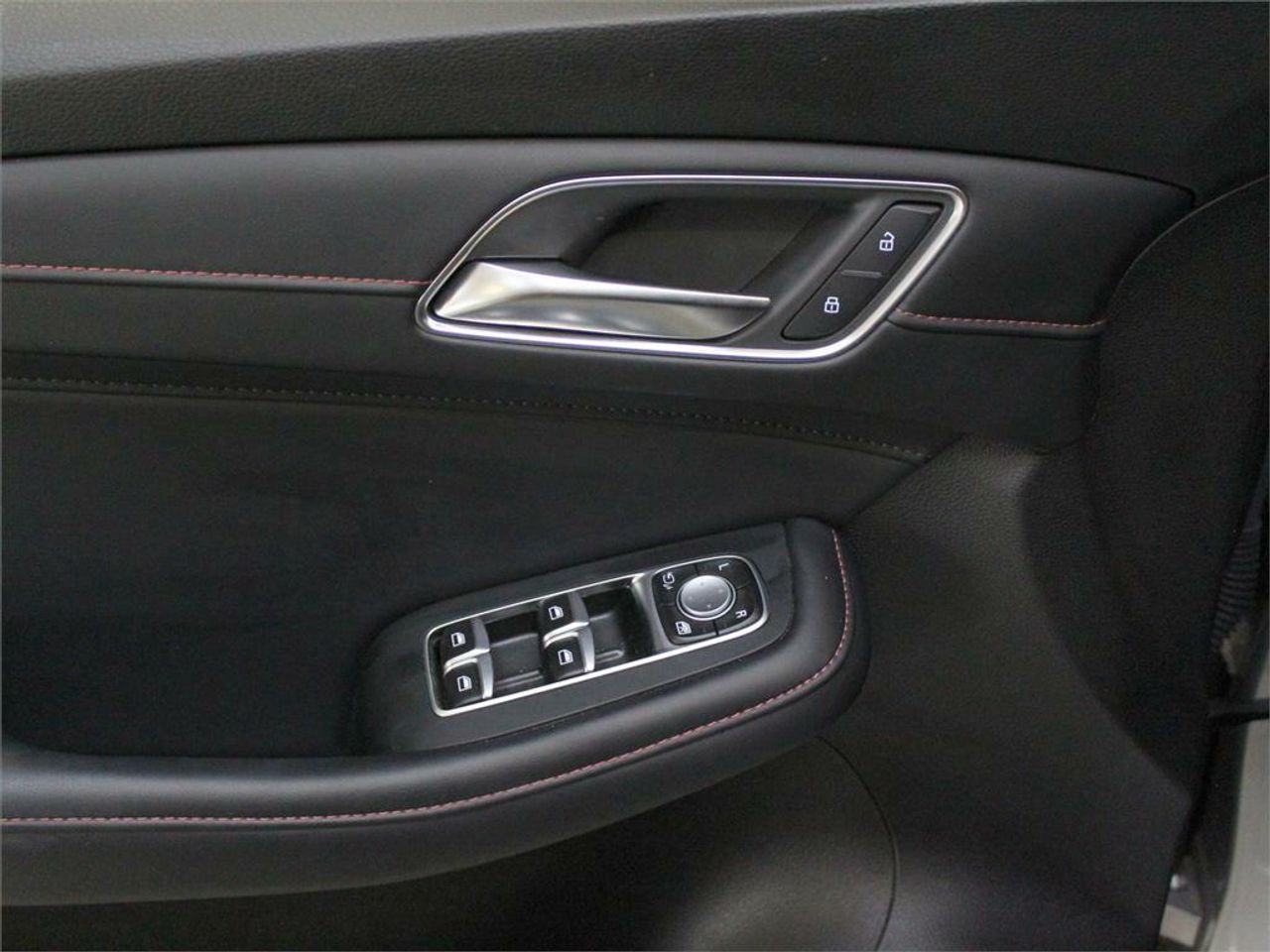 MG HS 1.5 Turbo GDI Comfort DCT - Foto 2