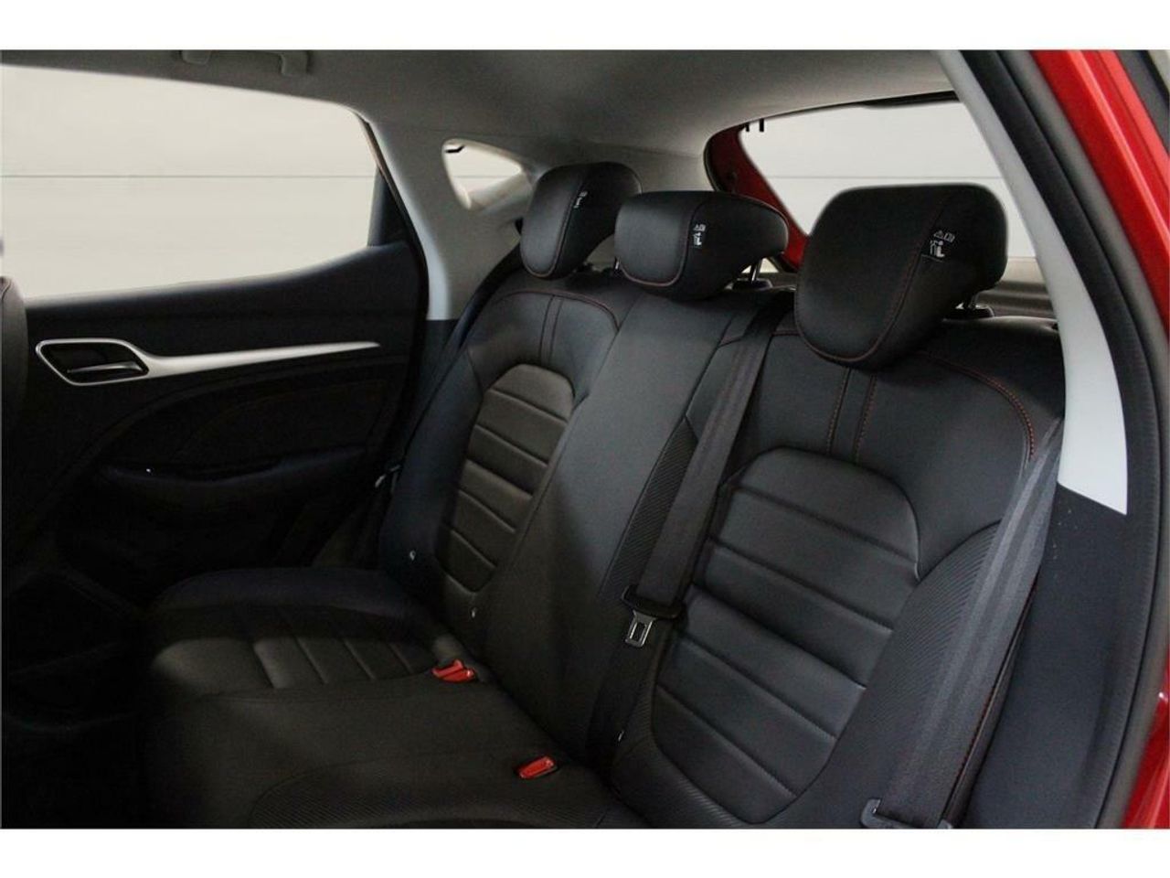 MG ZS 1.5 Luxury - Foto 2