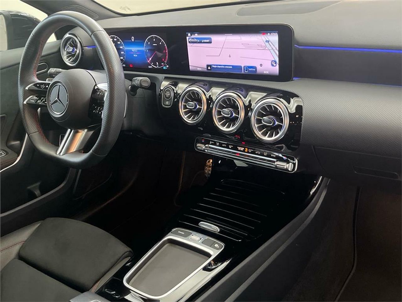 Mercedes Clase A 200 d - Foto 2