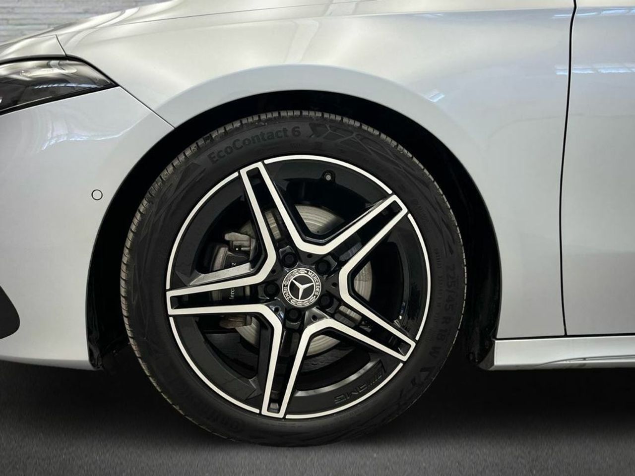 Mercedes Clase A 200 d Compacto - Foto 2