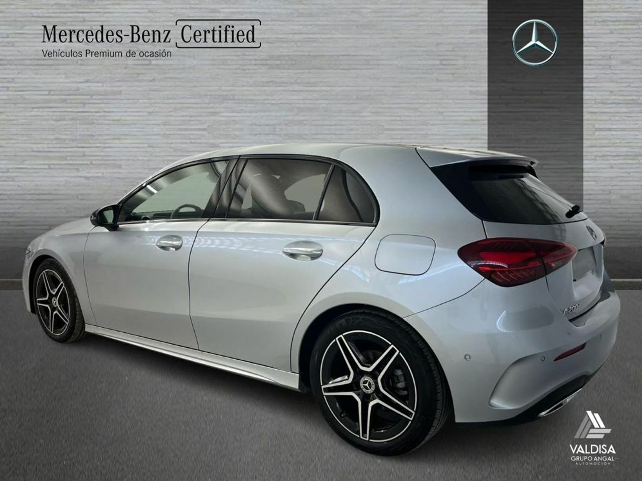 Mercedes Clase A 200 d Compacto - Foto 2