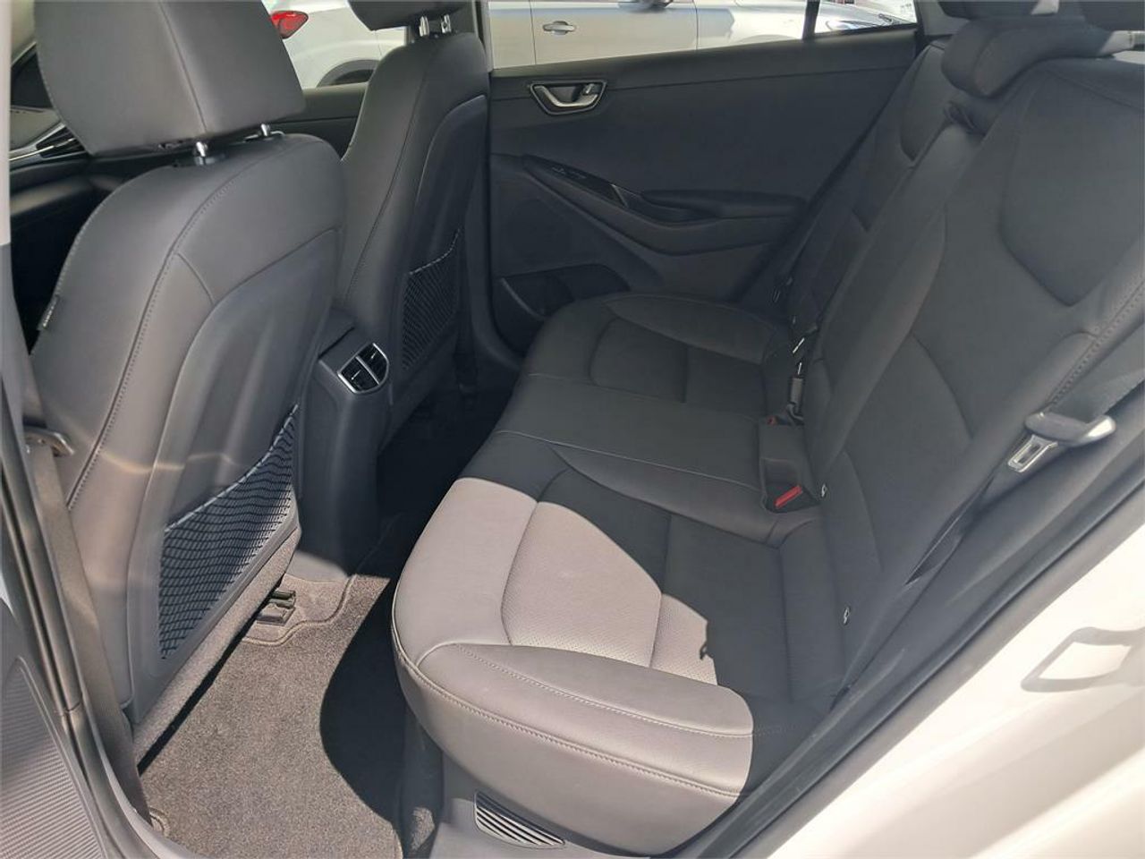 Hyundai IONIQ 1.6 GDI HEV Style DCT - Foto 2