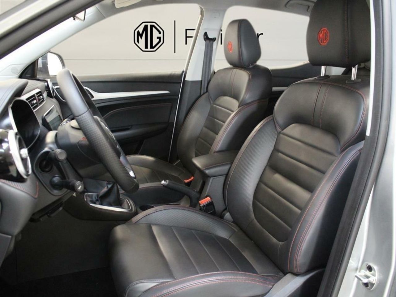 MG ZS 1.5 Luxury - Foto 2