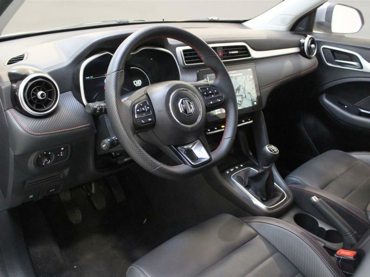 MG ZS 1.5 Luxury - Foto 2