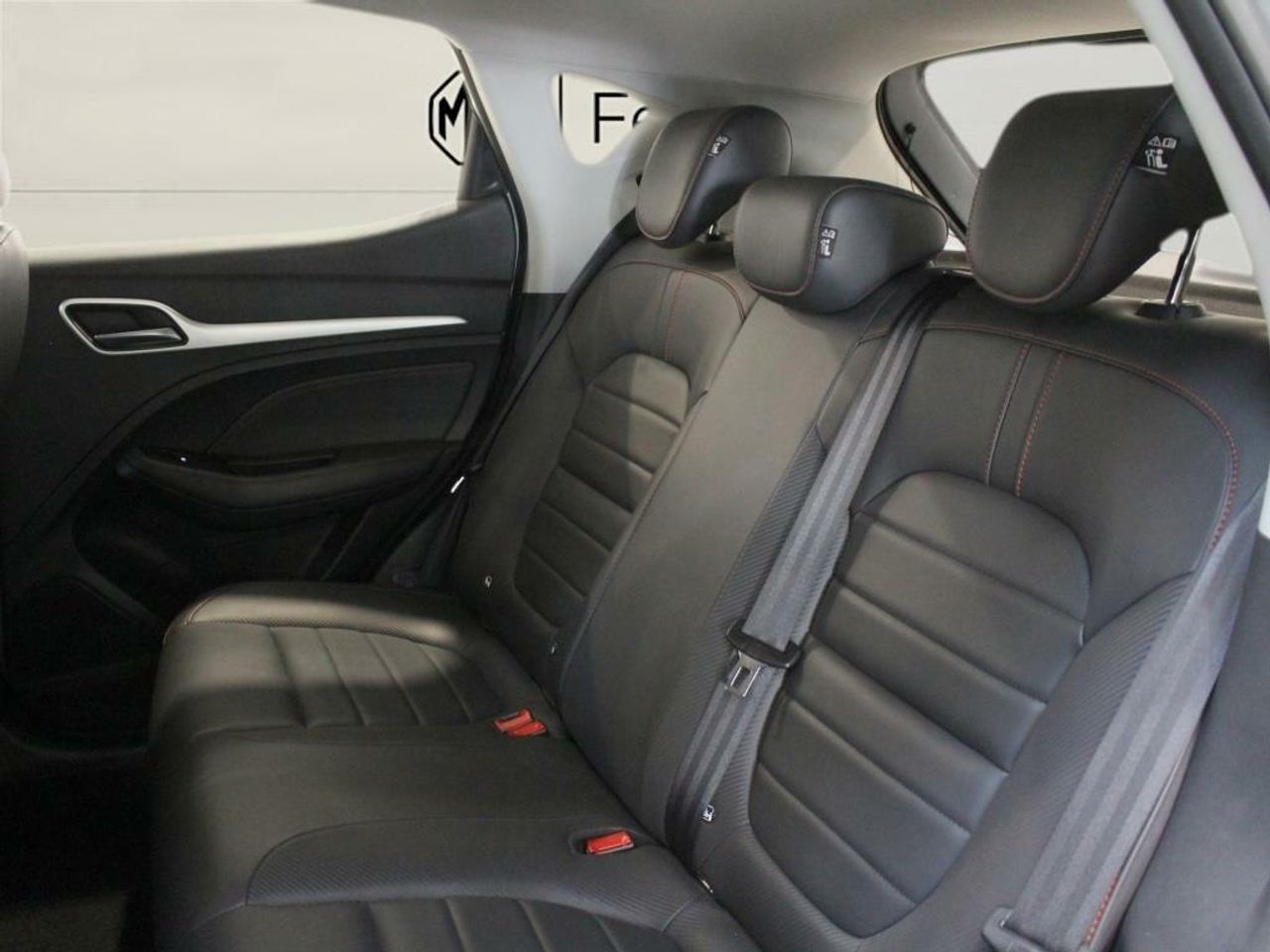 MG ZS 1.5 Luxury - Foto 2