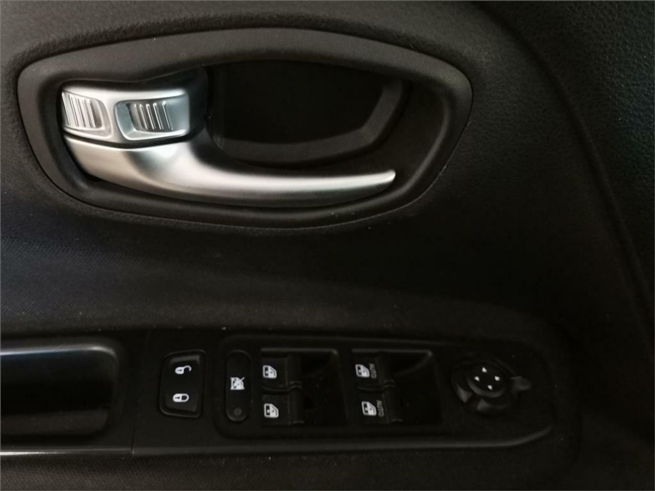 Jeep Renegade 1.0G 88kW Sport 4x2 - Foto 2