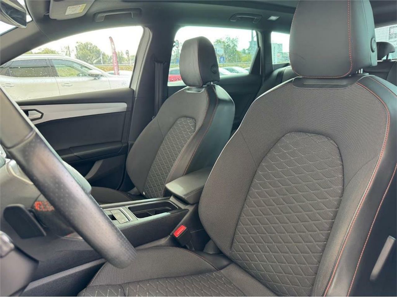 Seat Leon SP 1.5 eTSI 110kW DSG S&S FR - Foto 2