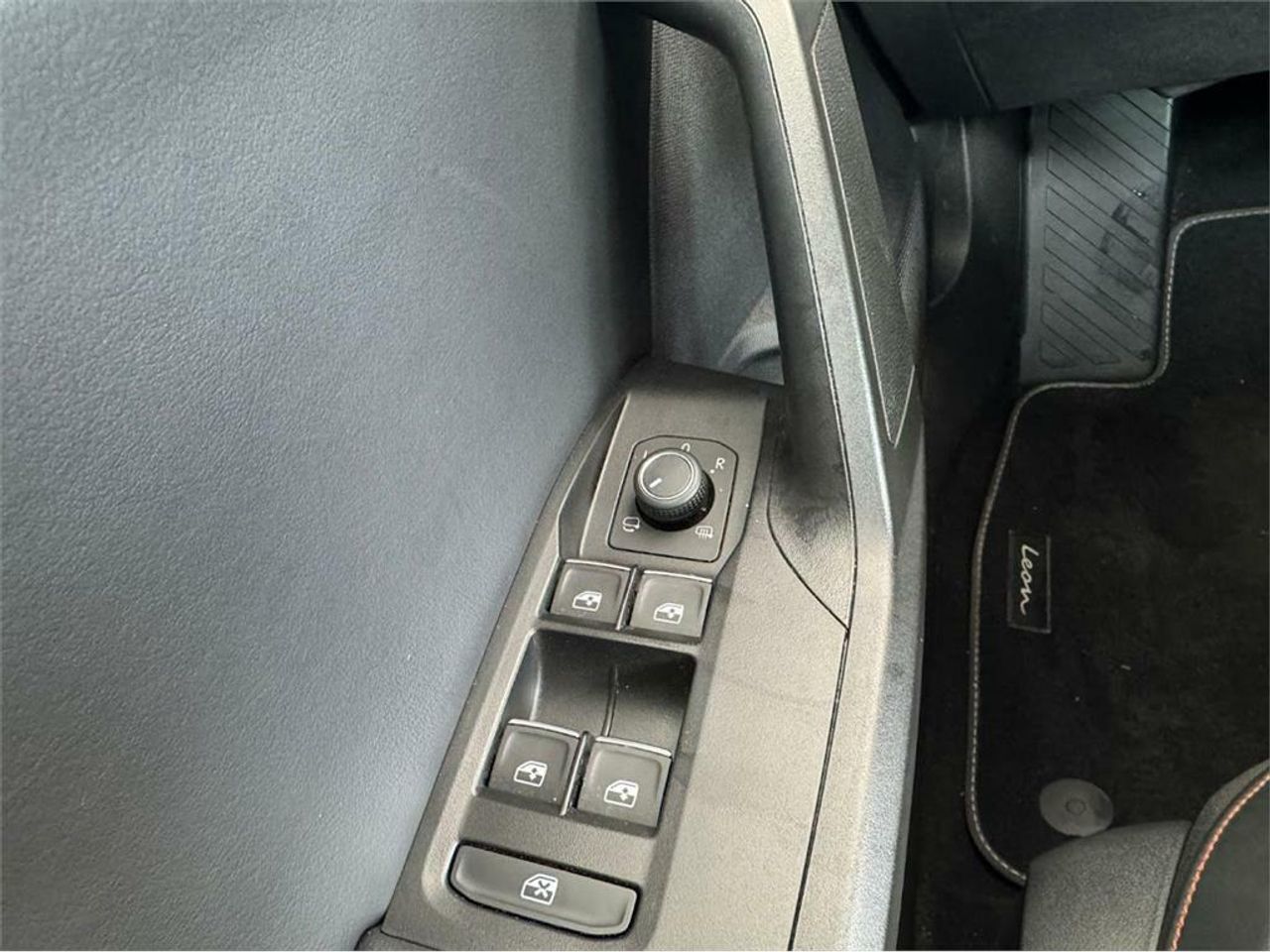 Seat Leon SP 1.5 eTSI 110kW DSG S&S FR - Foto 2