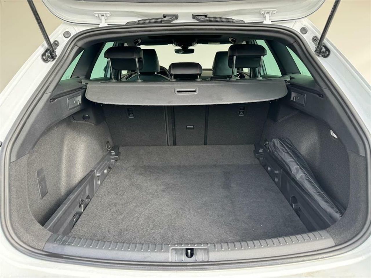 Seat Leon SP 1.5 eTSI 110kW DSG S&S FR - Foto 2