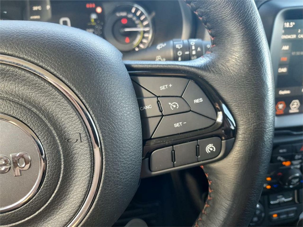 Jeep Renegade 4xe 1.3 PHEV 177 kW(240CV) Trailhawk AT - Foto 2