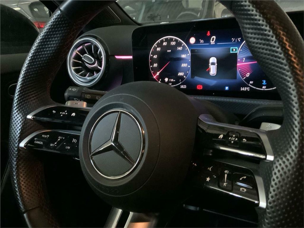 Mercedes Clase A 180 d - Foto 2