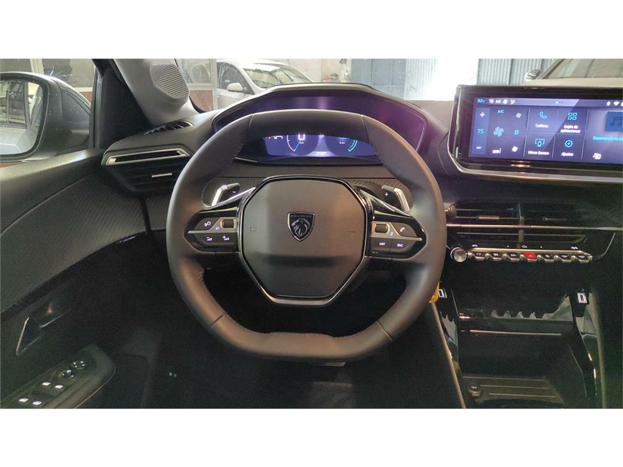 Peugeot 208 Allure HYBRID 100 eDCS6 - Foto 2