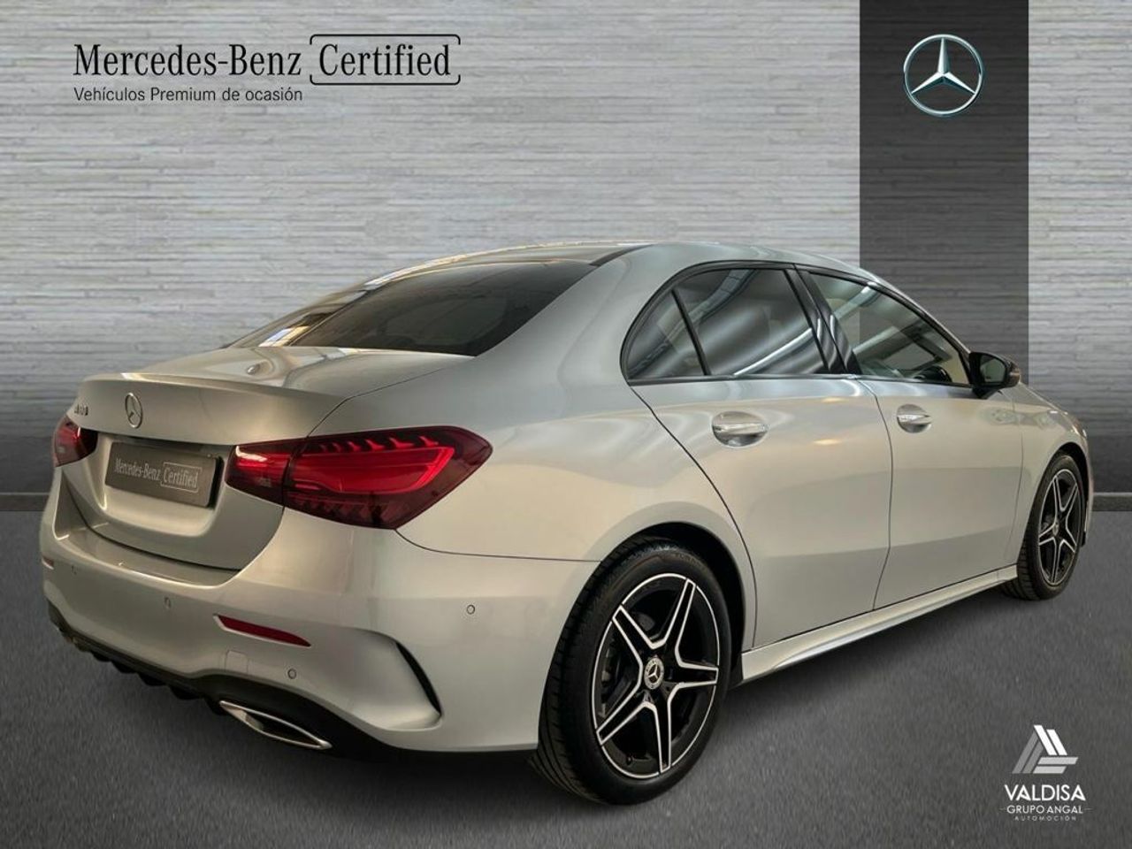 Mercedes Clase A 180 Berlina - Foto 2