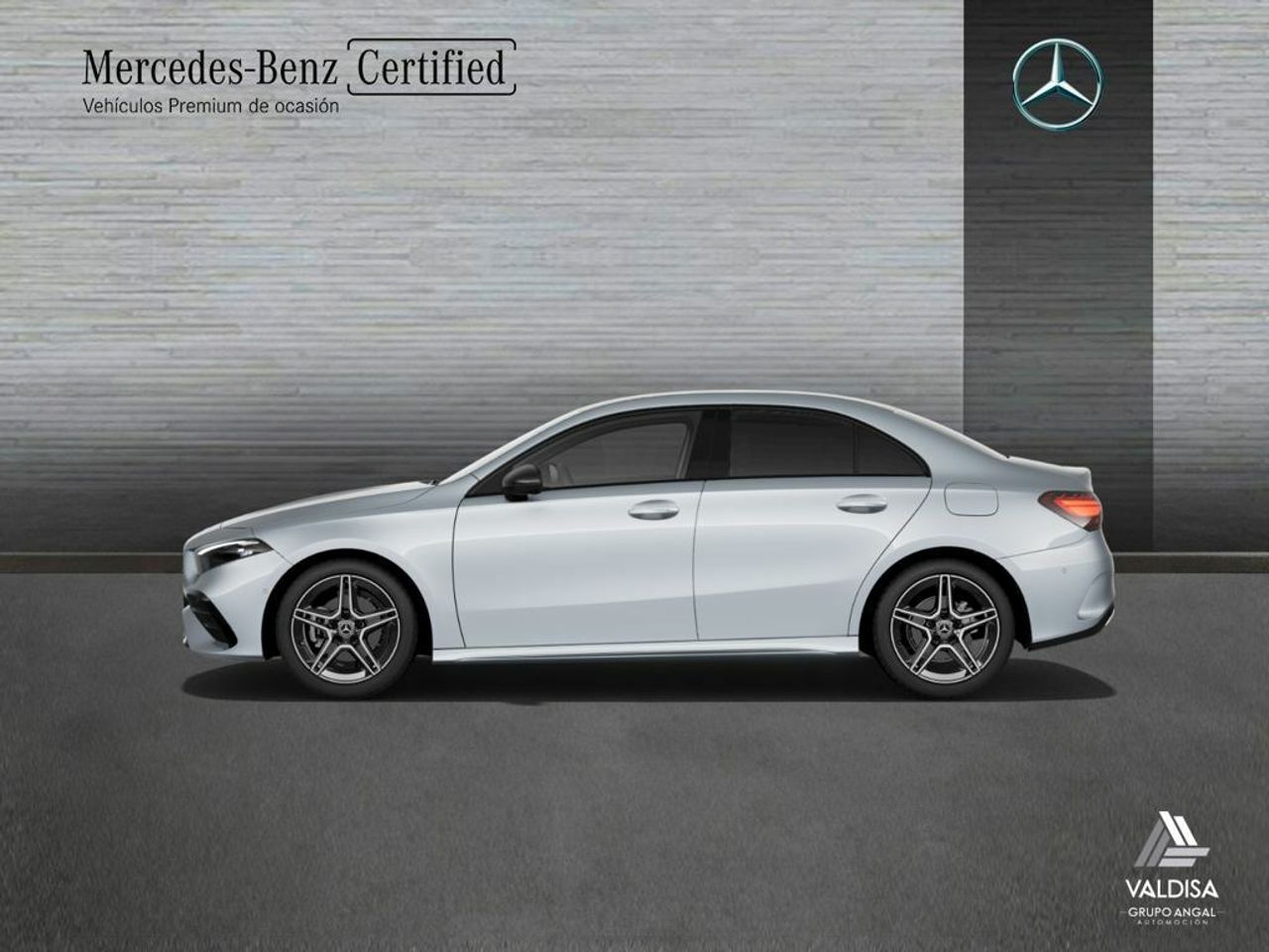 Mercedes Clase A 180 Berlina - Foto 2
