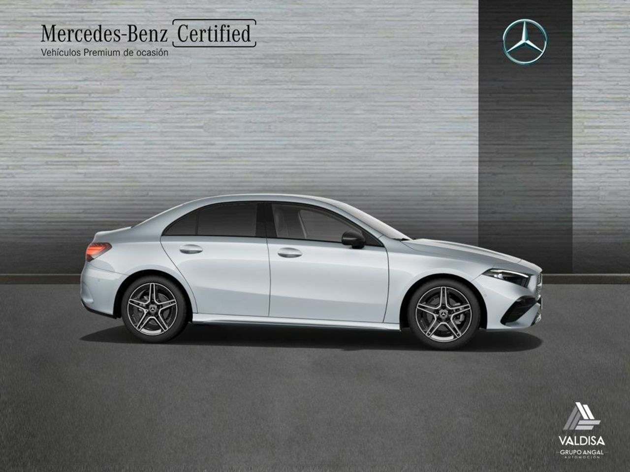 Mercedes Clase A 180 Berlina - Foto 2