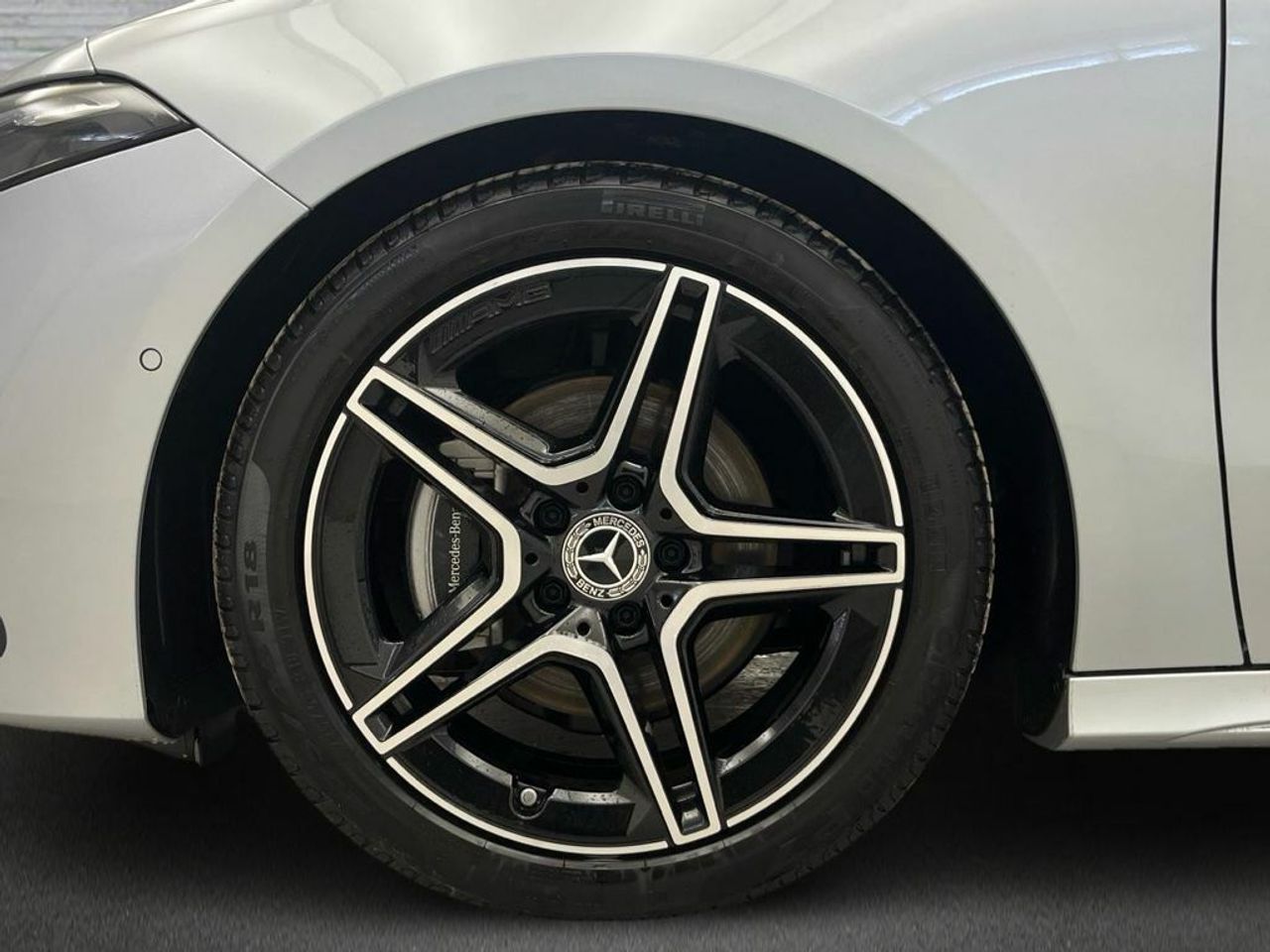 Mercedes Clase A 180 Berlina - Foto 2