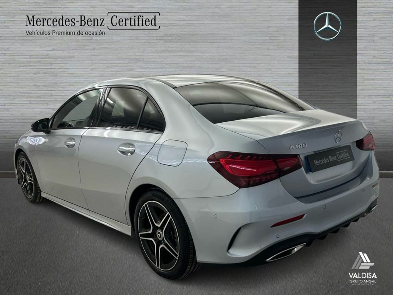 Mercedes Clase A 180 Berlina - Foto 2