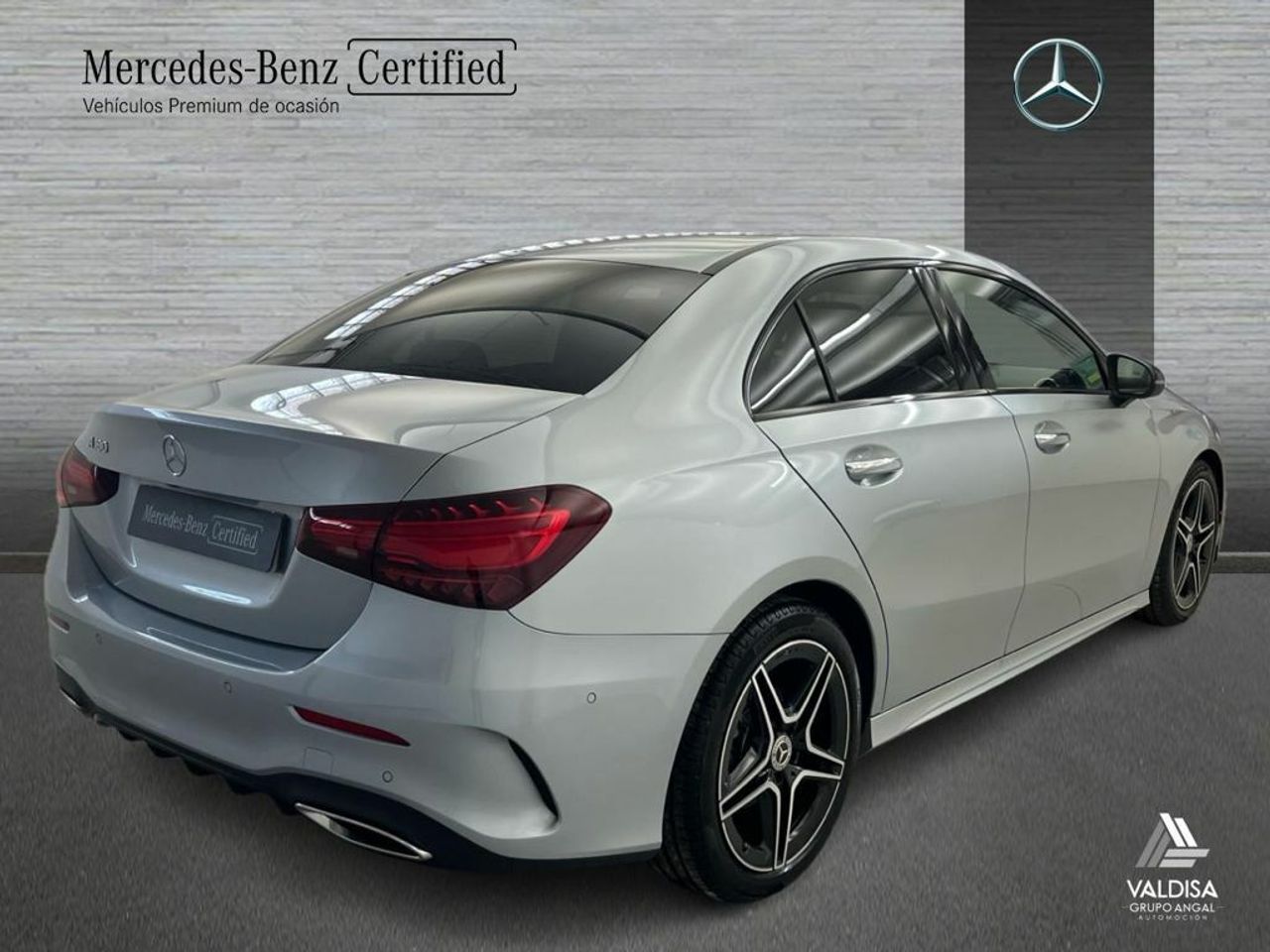 Mercedes Clase A 180 Berlina - Foto 2