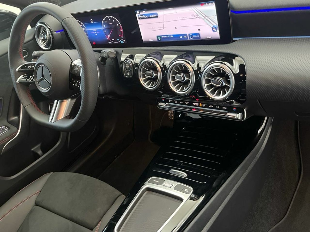 Mercedes Clase A 180 Berlina - Foto 2