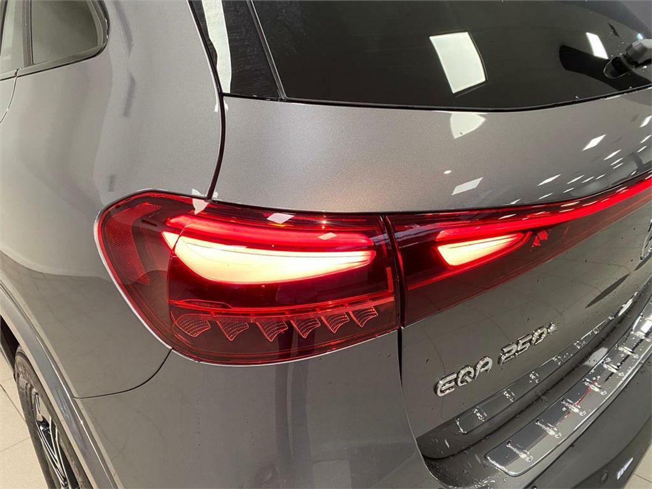 Mercedes EQA EQA 250+ - Foto 2