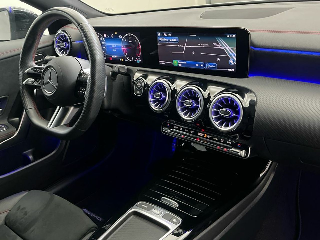 Mercedes CLA 220 d Coupé - Foto 2